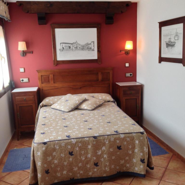 Hospederia Ana Pilar Hotel Porcuna Szoba fotó
