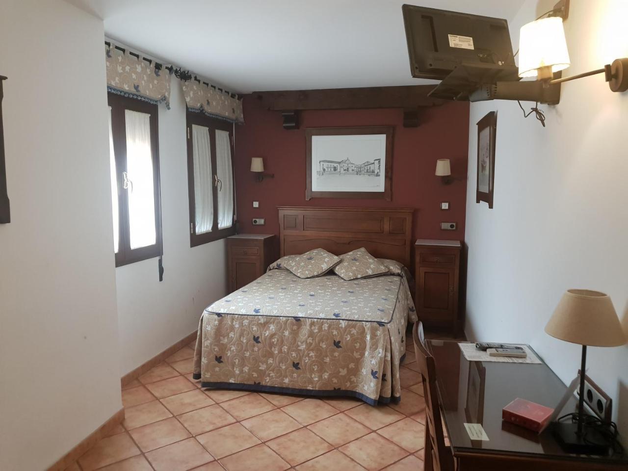 Hospederia Ana Pilar Hotel Porcuna Kültér fotó