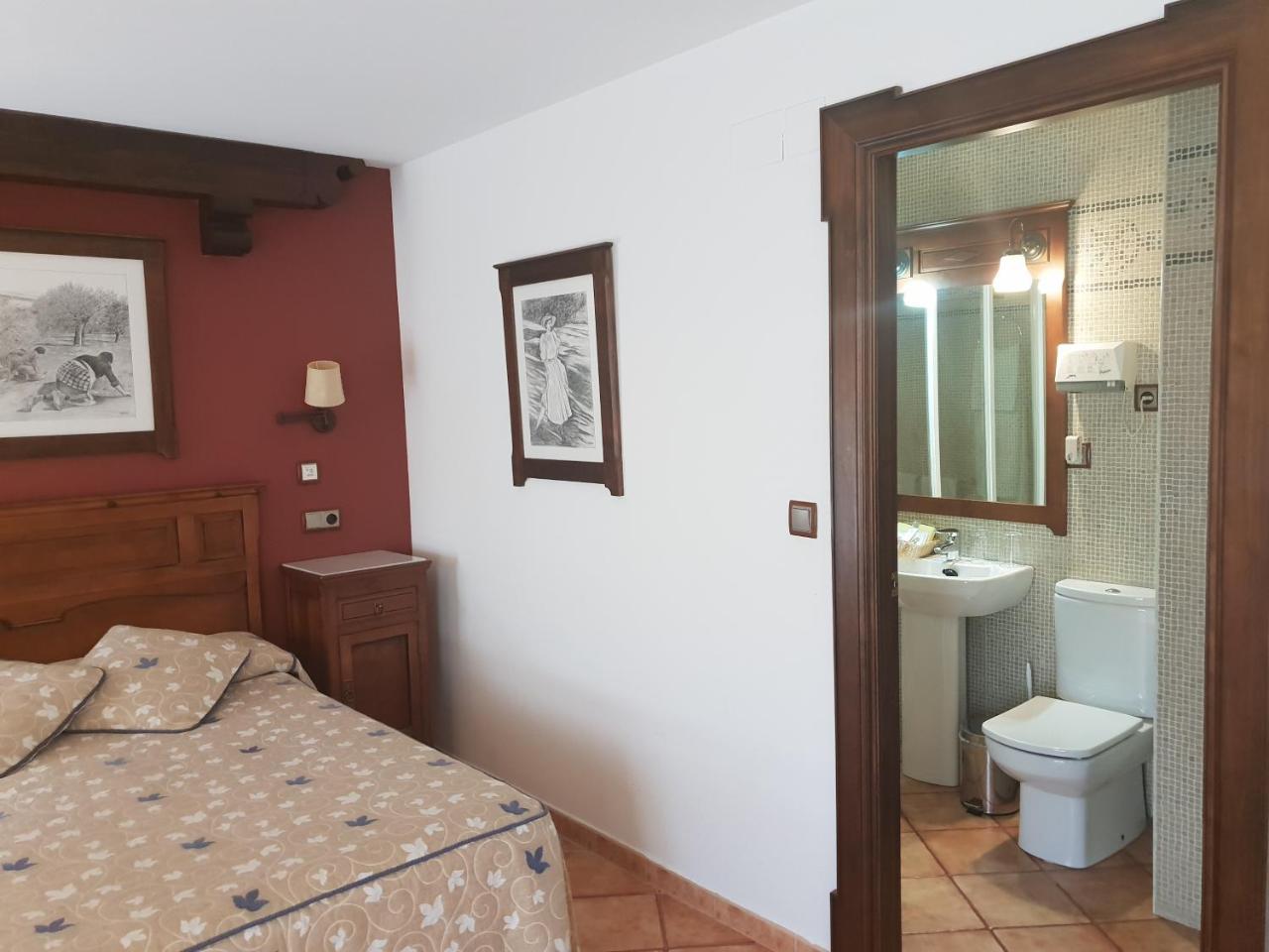 Hospederia Ana Pilar Hotel Porcuna Kültér fotó